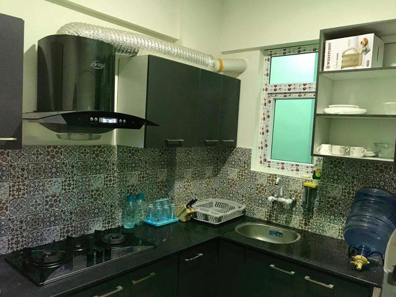 Beach View Service Apartments 카라치 외부 사진